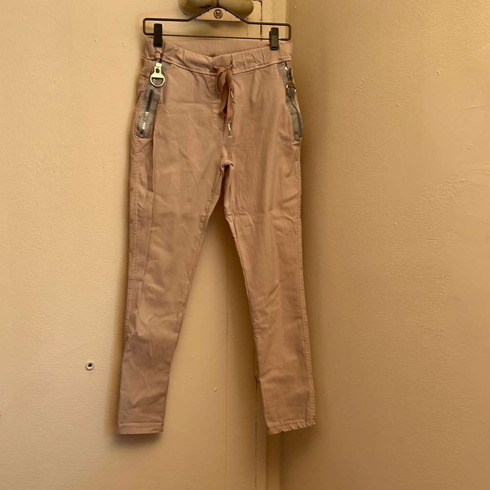 Tempo Paris pants with elastic waist  size s beige